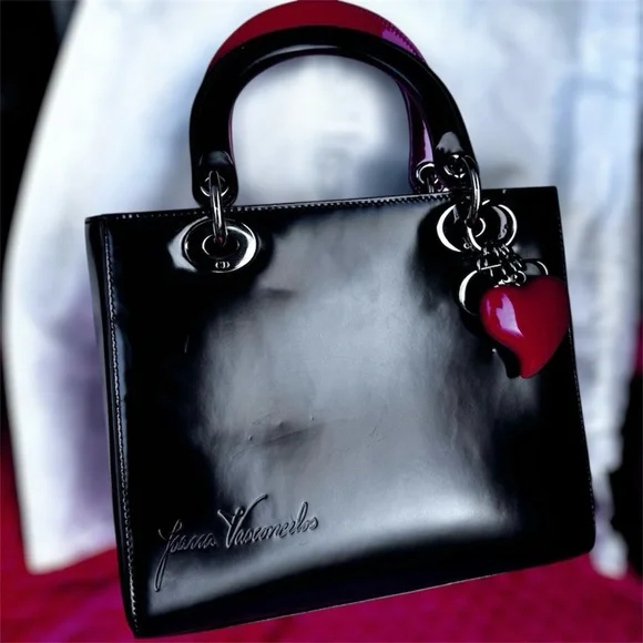 Limited Edition Christian Dior Lady Dior Art Black Patent Leather Red Heart Bag - Picture 12 of 15